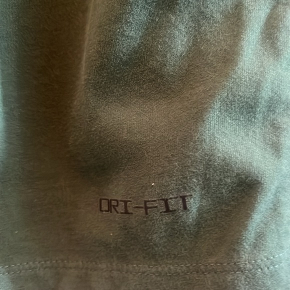 Rare Jordan Long Sleeve T-shirt with MJ’s Dunking Photo, Signature & Message - Picture 7 of 8